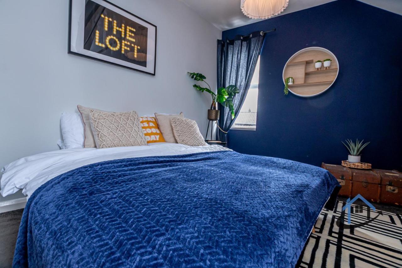 Flat 5, Super King Bed, Free Parking, Workspace, Free Wi-Fi Nottingham Exterior photo